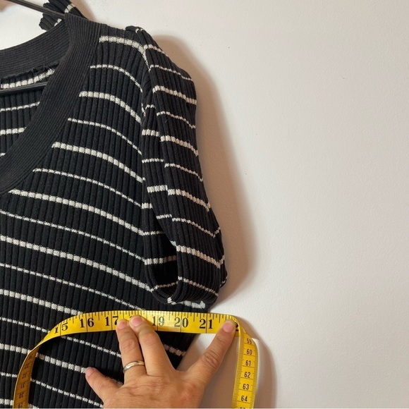 Basic Editions Strip V Neck Long Sleeve Sweater Sz L - Picture 8 of 10